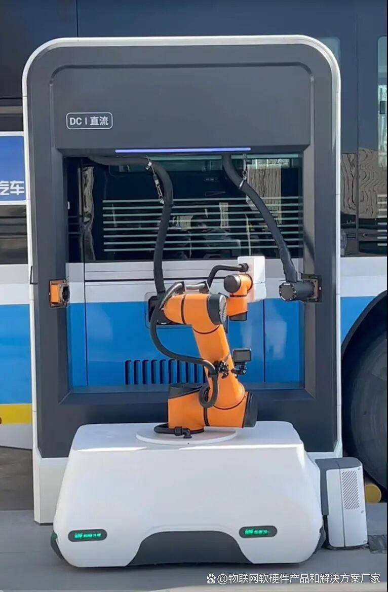 预报秒级精准智慧调度系统站台 太阳能解决方案EVO视讯真人智慧公交候车厅公交站台：到站(图11)